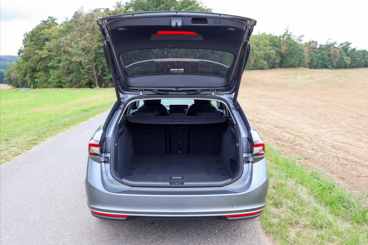 Škoda Superb 2,0 TDI DSG Laurin&Klement DPH