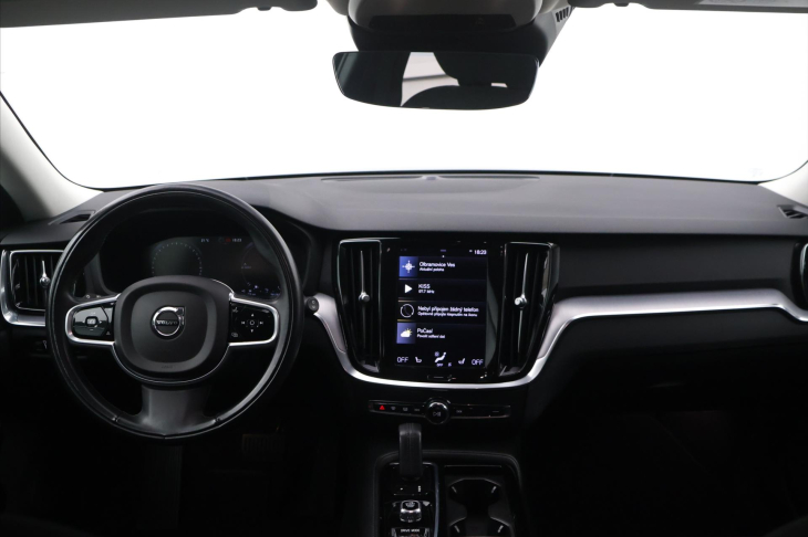 Volvo V60 2,0 T6 186kW 4x4 MomentumPro
