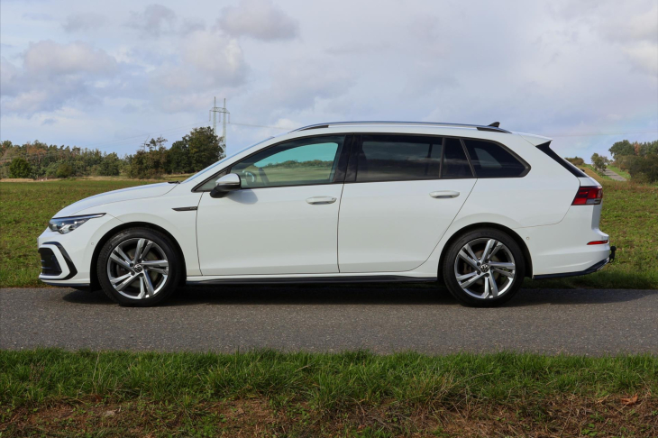 Volkswagen Golf 2,0 TDI R-line DSG Matrix DPH