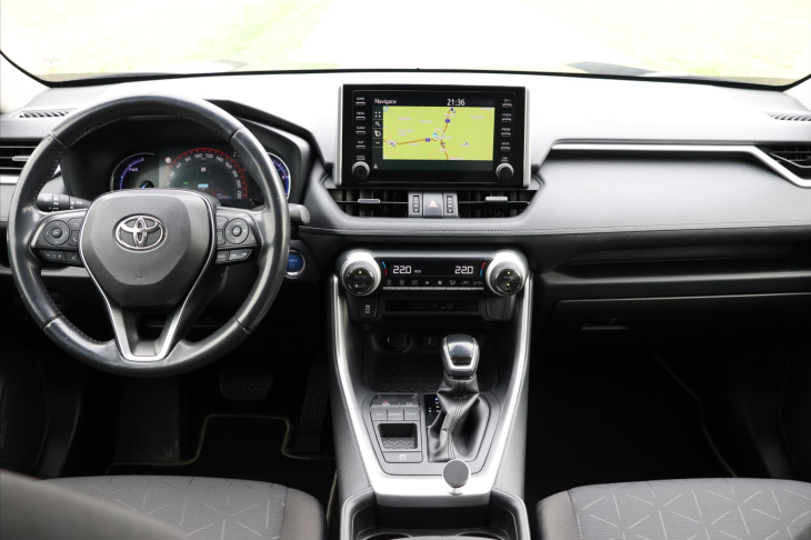 Toyota RAV4 2,5 131kW Hybrid Navigace