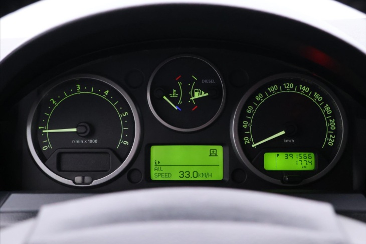 Land Rover Discovery 2,7 TD V6 140kW 4x4 CZ Tažné