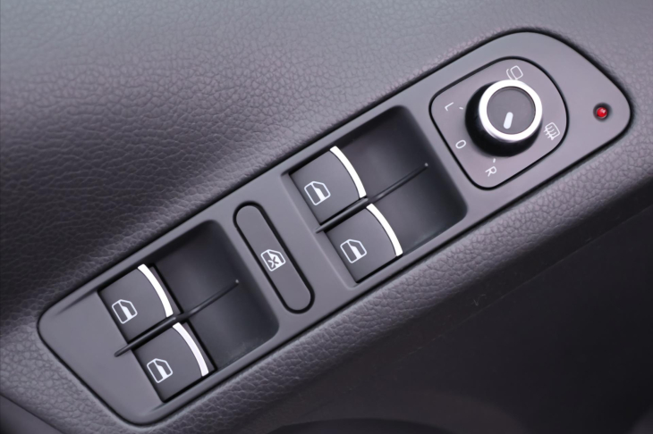 Volkswagen Tiguan 2,0 TDI  81kW 1.majitel CZ