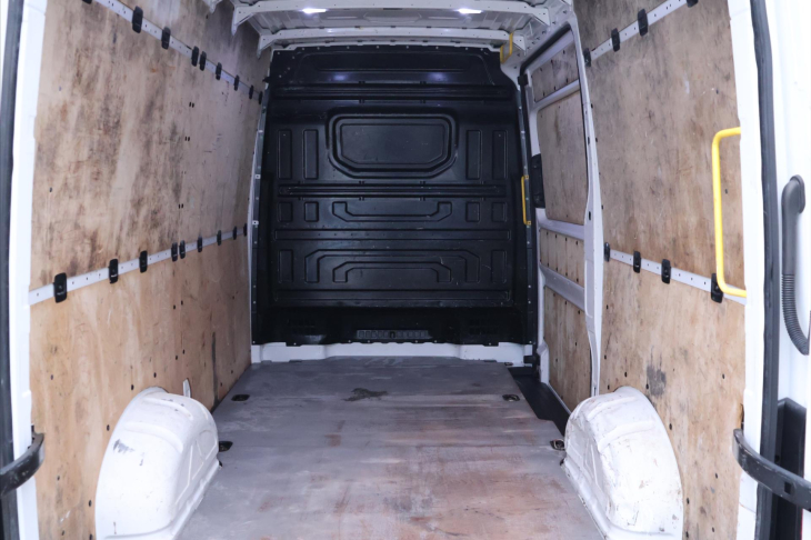 Volkswagen Crafter 2,0 TDI 103kW L3H3 Tažné DPH