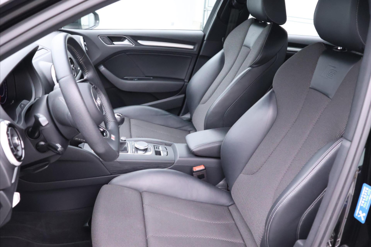 Audi A3 1,0 30TFSI S-line Virtual DPH