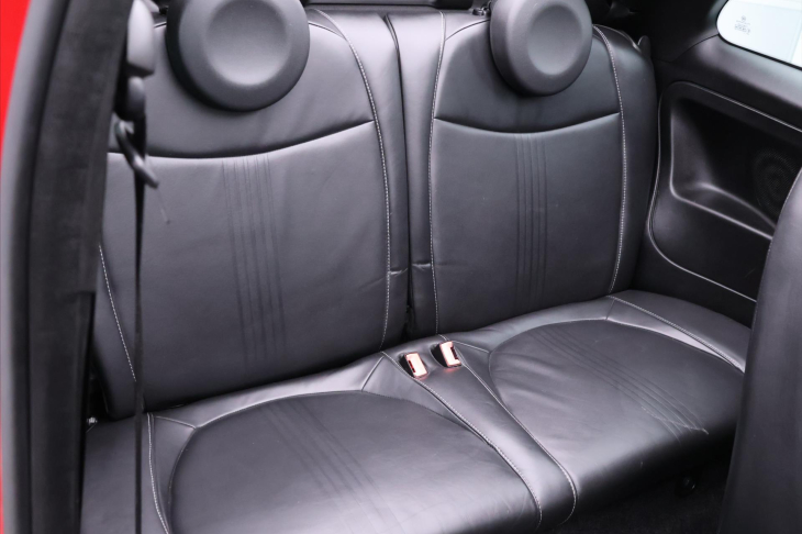 Abarth 500 1,4 Turbo 99kW Cabrio Akrapovič