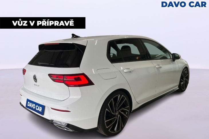 Volkswagen Golf 1,5 TSI R-Line Virtual LED