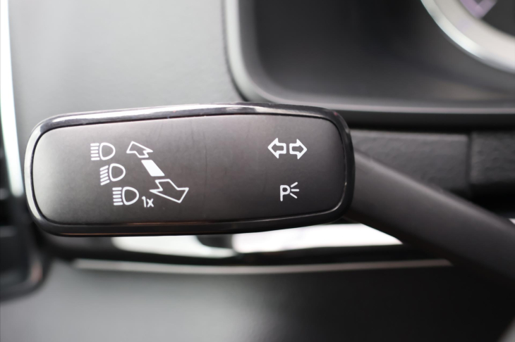 Škoda Karoq 2,0 TDI DSG 4x4 Sportline LED