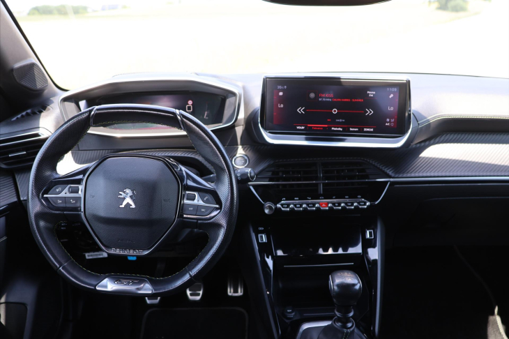 Peugeot 208 1,2 PT 74kW GT-Line LED