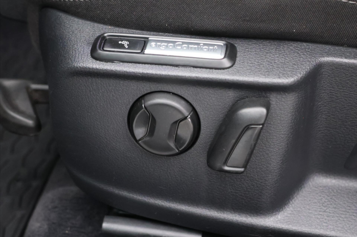 Volkswagen Passat 2,0 TDI 110kW Comfortline Navi