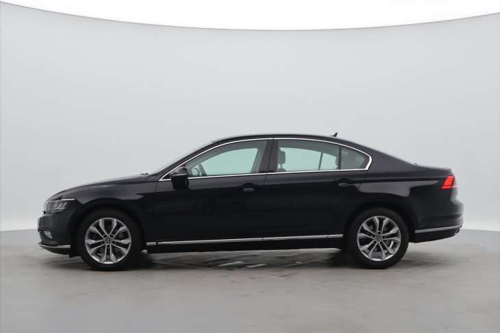 Volkswagen Passat 2,0 TDI Elegance Aut.Klima CZ