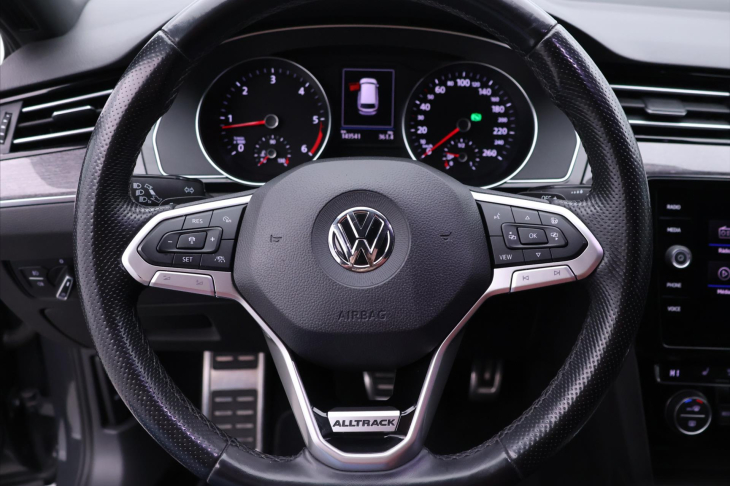 Volkswagen Passat 2,0 TDI 140kW DSG 4M Alltrack