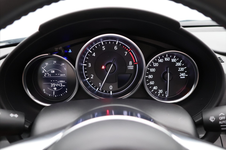 Mazda MX-5 2,0 Skyactiv-G160 118kW Revolution