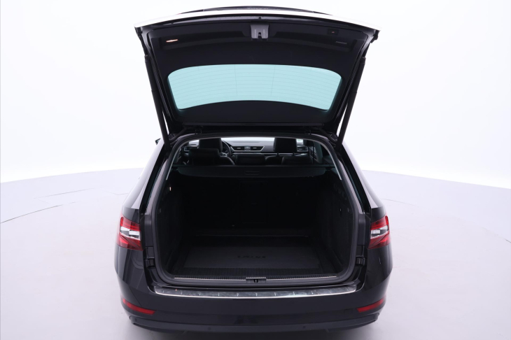 Škoda Superb 2,0 TDI 140kW DSG L&K 1.Maj