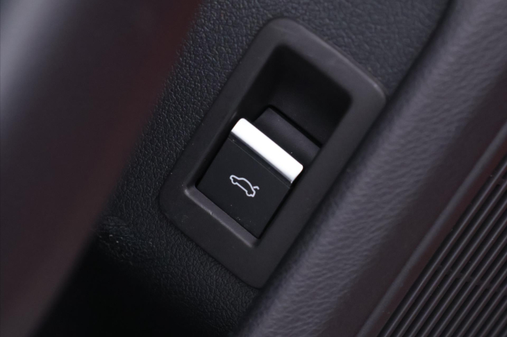 Audi S5 3,0 TDI 251kW S-line LED DPH