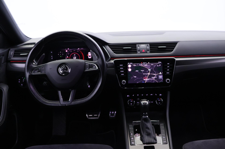 Škoda Superb 2,0 TDI 140kW DSG 4x4 CZ Sportline