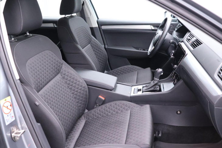 Škoda Superb 2,0 TDI 110kW DSG CZ 1.Maj DPH