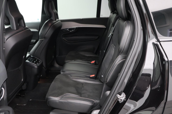 Volvo XC90 2.0 B6 220kW R-Design CZ Aut.