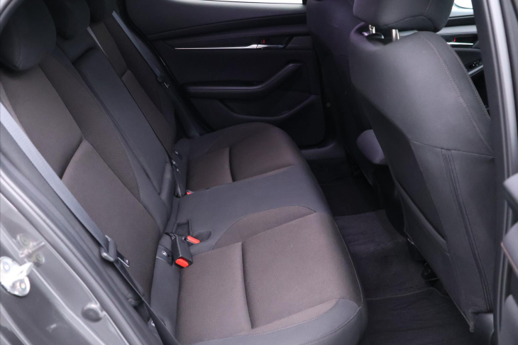 Mazda 3 2,0 e-Skyactiv 137kW CZ