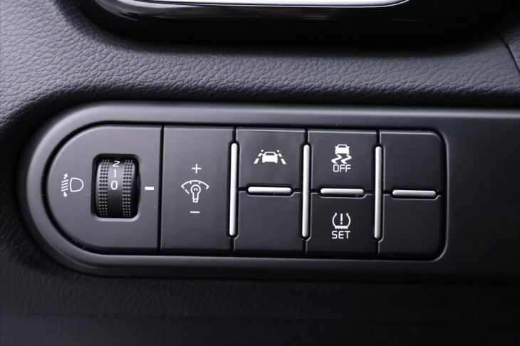 Kia XCeed 1,5 T-GDI 117kW CZ DPH