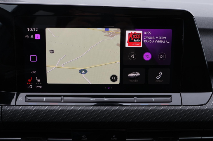 Volkswagen Golf 2,0 TDI DSG R-line Virtual DPH