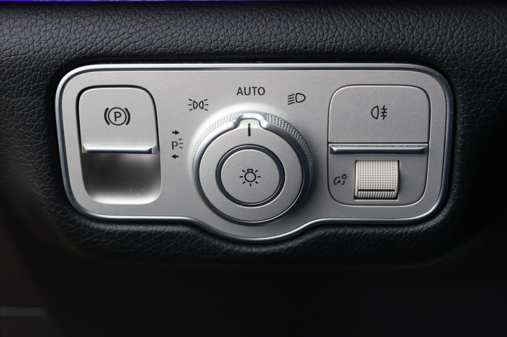 Mercedes-Benz GLE 3,0 450 270kW 4MATIC CZ DPH AMG