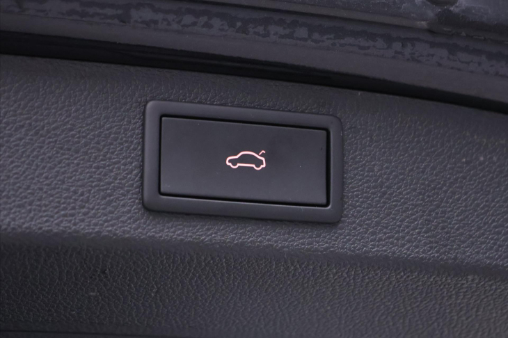 Škoda Kodiaq 2,0 TDI DSG 4x4 L&K 7-Míst DPH