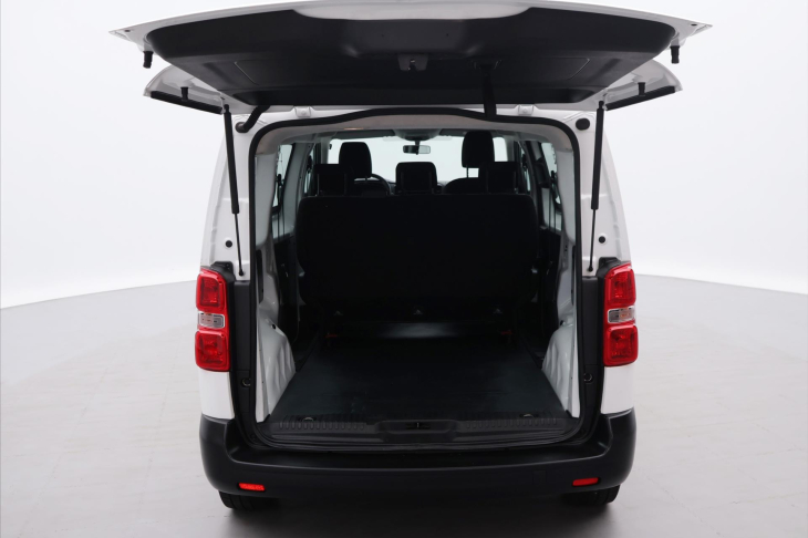 Peugeot Traveller 2.0 BlueHDI 110kW 5-Míst L2