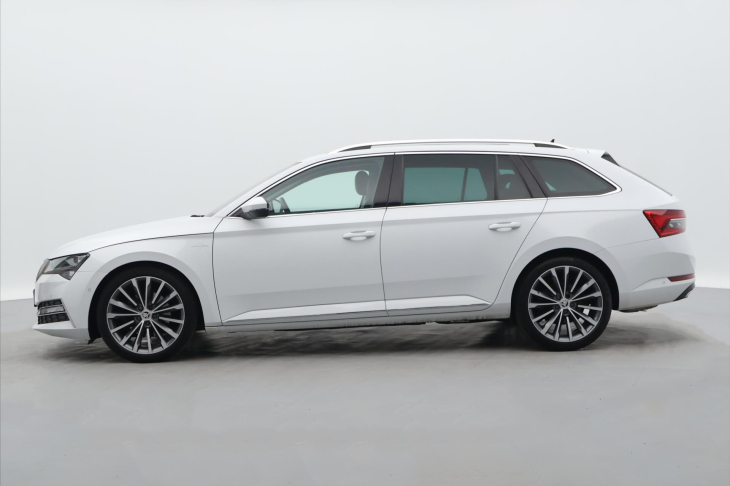 Škoda Superb 2,0 TDi 140kW 4x4 L&K DSG CZ