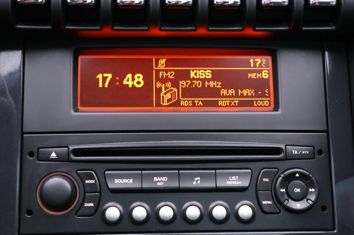 Peugeot 3008 1,6 THP 115kW Premium Pano CZ