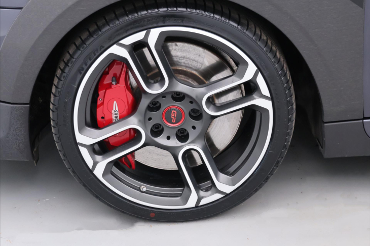 Mini Cooper 2,0 225kW JCW GP1417 CZ DPH
