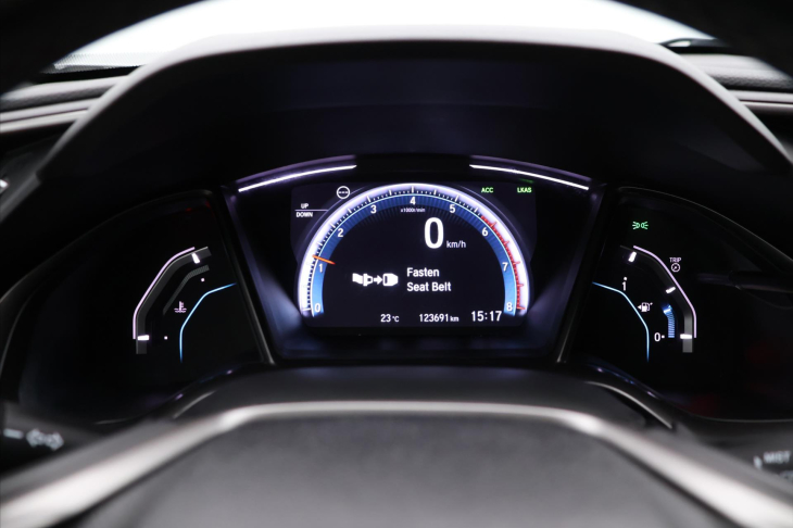 Honda Civic 1,0 VTEC 93kW Executive