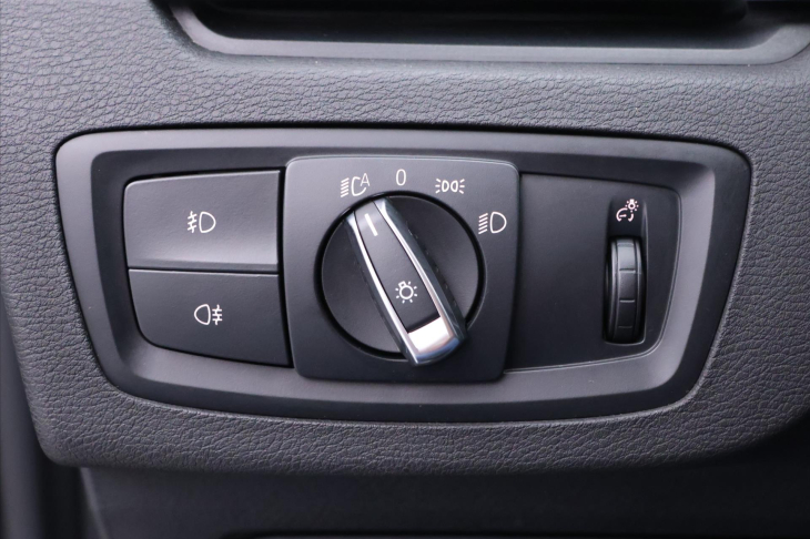 BMW X1 2,0 20i xDrive 141kW Aut. CZ