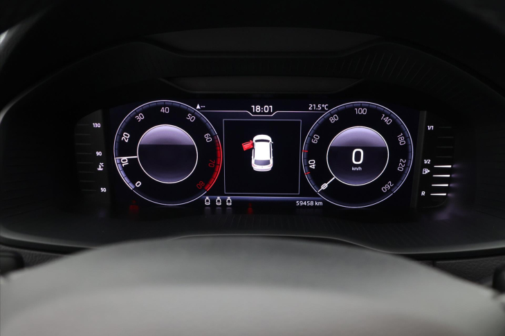 Škoda Karoq 1,5 TSI 110kW Style 1.Maj.