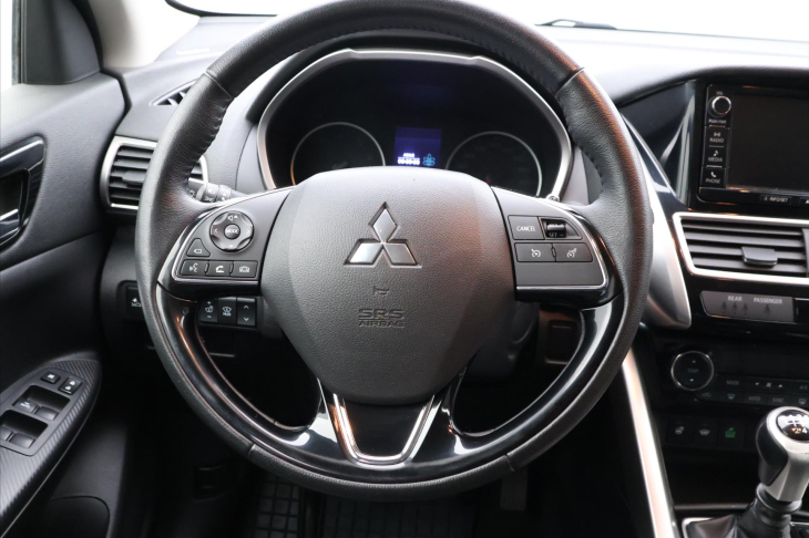 Mitsubishi Eclipse Cross 1,5 T-Mivec 120kW LED Kůže