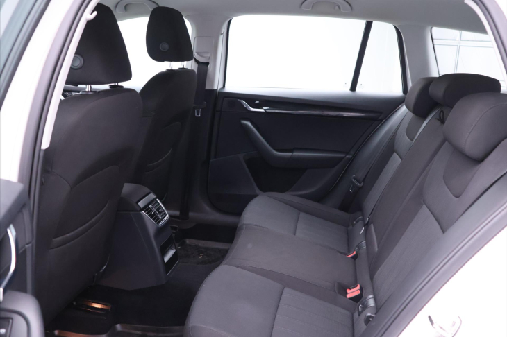 Škoda Octavia 1,6 TDI 81kW Style CZ DPH