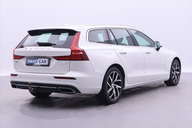 Volvo V60 2,0 B5 AWD Momentum Pro AT DPH