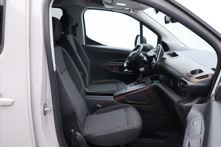 Peugeot Rifter 1,5 BlueHDI 96kW CZ 1.Maj GT