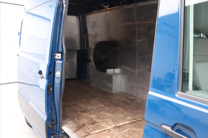 Volkswagen Crafter 2,0 TDI 130kW CZ DPH Long
