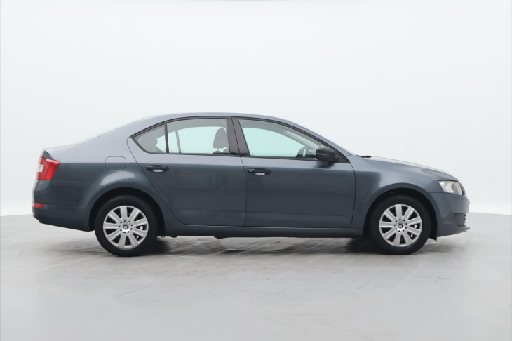 Škoda Octavia 1,6 TDI 77kW CZ Klima 2.Maj