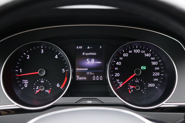 Volkswagen Passat Variant 2,0 TDI 110kW DSG Highline LED