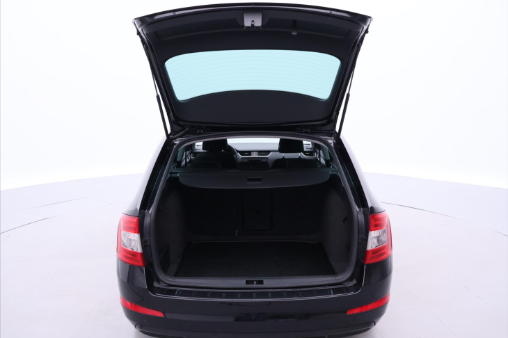 Škoda Octavia 1,4 TSI 103kW DSG Klima Xenon