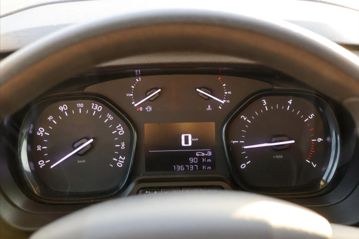 Peugeot Expert 1,5 HDI Klima 9-Míst Long DPH