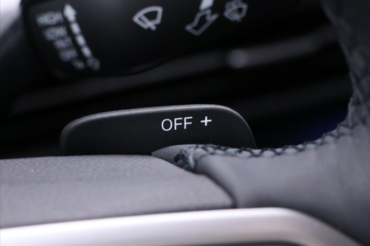 Volkswagen Golf 2,0  TDI BMT 4 motion