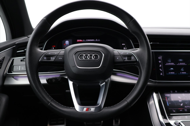 Audi Q7 3.0