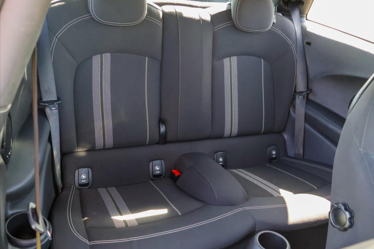 Mini Cooper 2,0 JCW 170kW Automat H/K LED