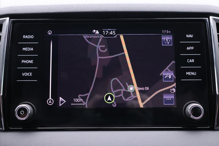 Škoda Karoq 1,5 TSI 110kW Style CZ 1.Maj.