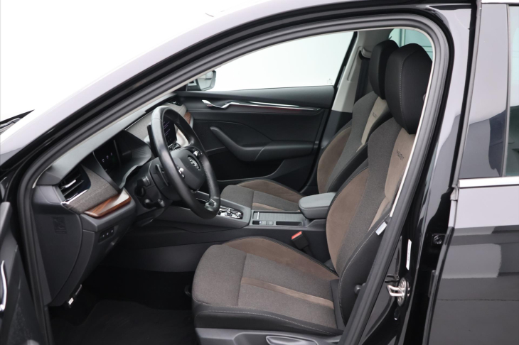 Škoda Octavia 2,0 TDI 147kW DSG 4x4 Scout DPH