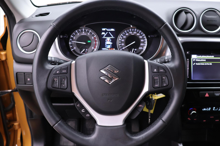 Suzuki Vitara 1,4 BoosterJet Hybrid Navi