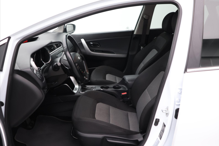 Kia Ceed 1.6 CRDi 100kW Aut. CZ DPH