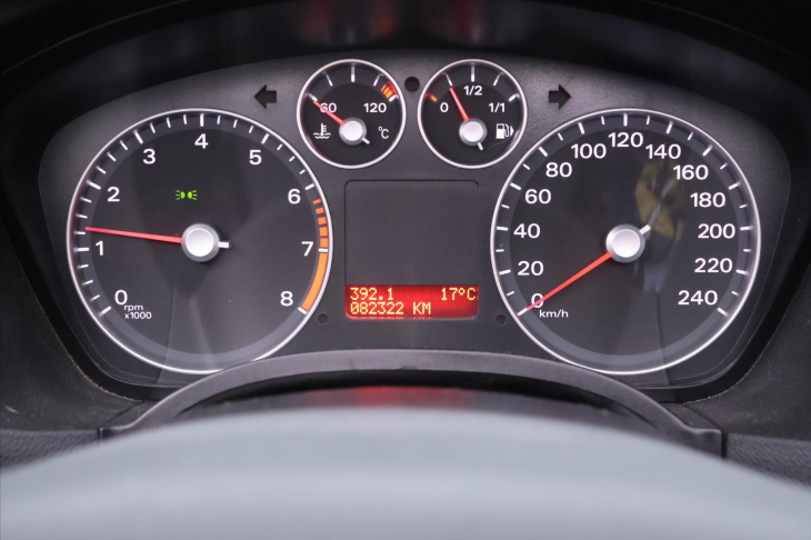 Ford Focus 2,0 i 107kW Titanium Kůže